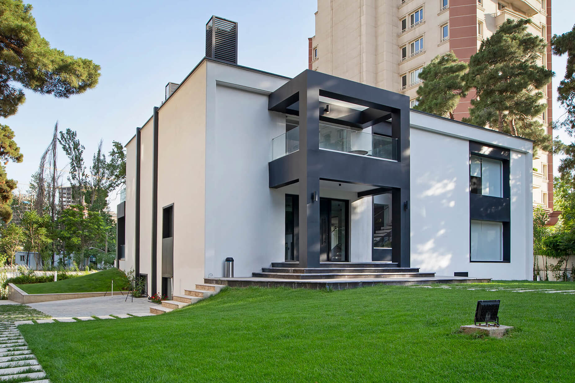 Fereshteh Office / Renovation & Interior Design