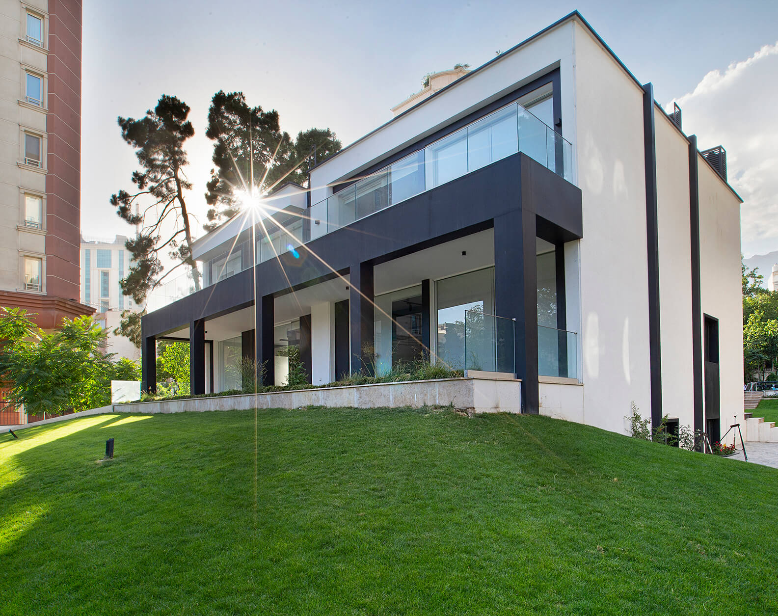 Fereshteh Office / Renovation & Interior Design