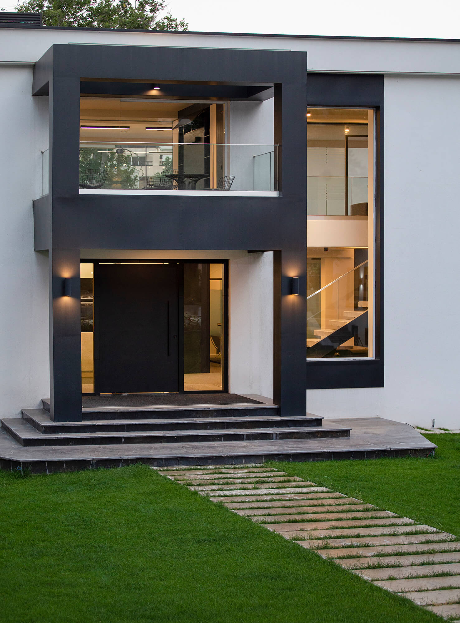 Fereshteh Office / Renovation & Interior Design