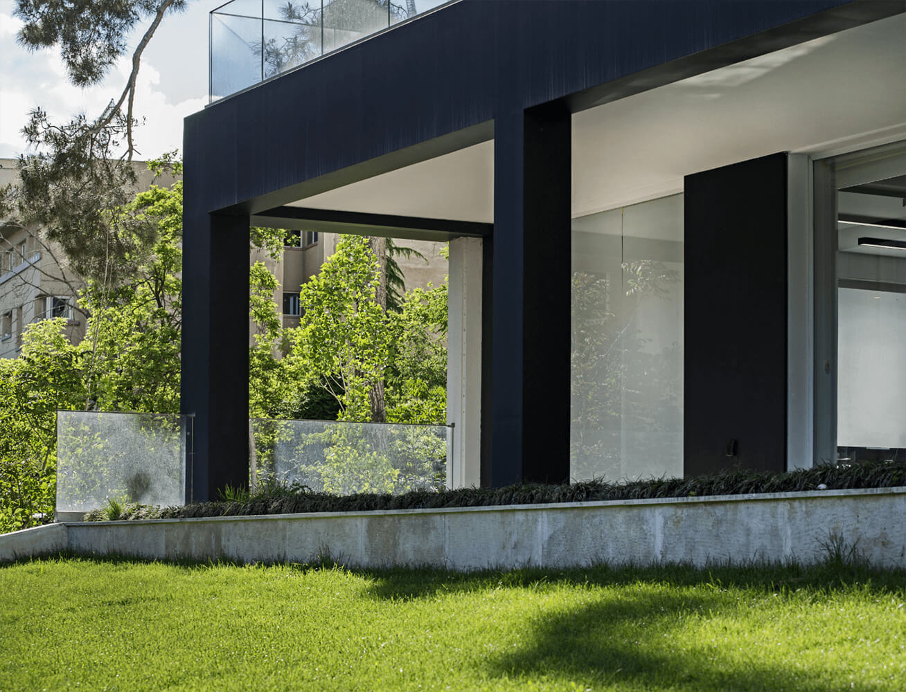 Fereshteh Office / Renovation & Interior Design