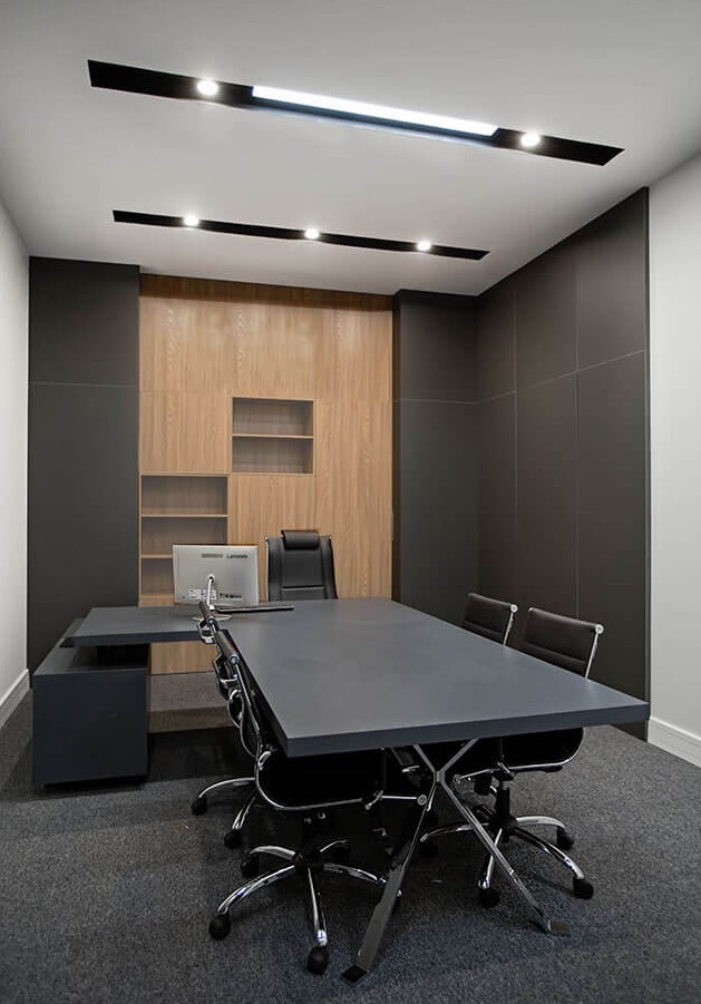 Honar Office / Renovation & Interior Design